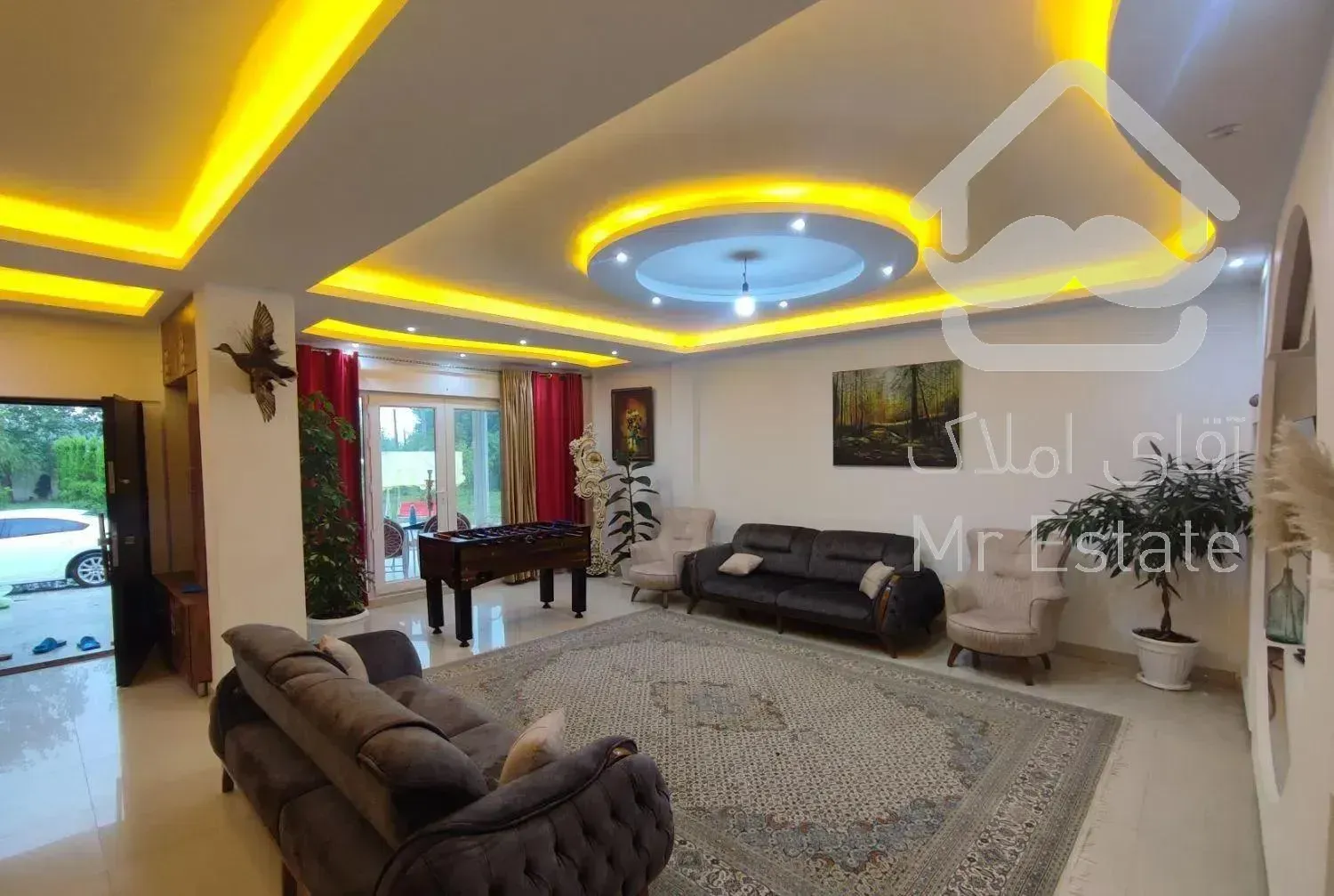 ویلا باغ استخردار در انزلی .باغ سفید(مالک هستم)