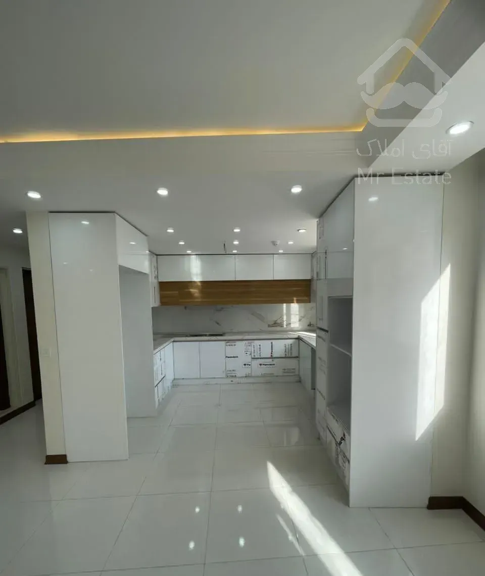 ۱۰۵متر/دوخواب/فول‌امکانات/نوساز/کلیدنخورده