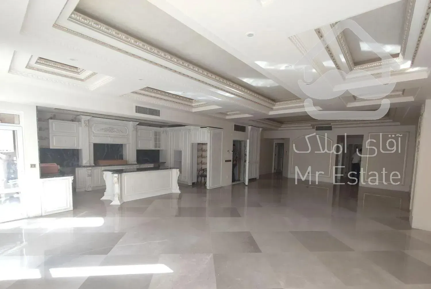 آپارتمان ۱۷۰ متر۳خوابه نوساز نیروهوایی