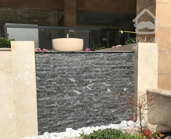 آپارتمان ۱۳۰متری نوساز کلید نخورده  در کوهک