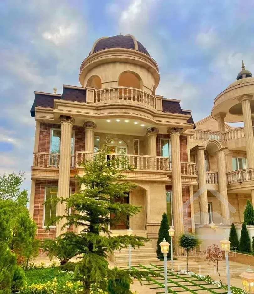 عمارت مجلل 550 متری