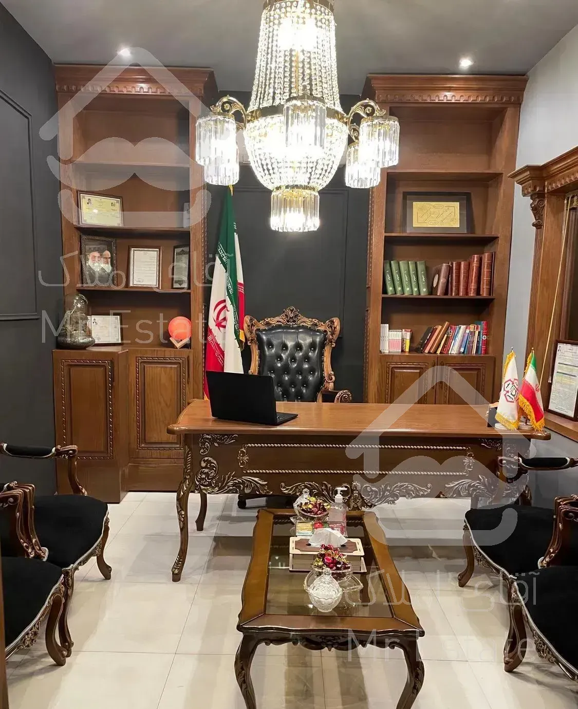 آپارتمان ۱۴۷ متر حاشیه فکوری  روبروی کوثر