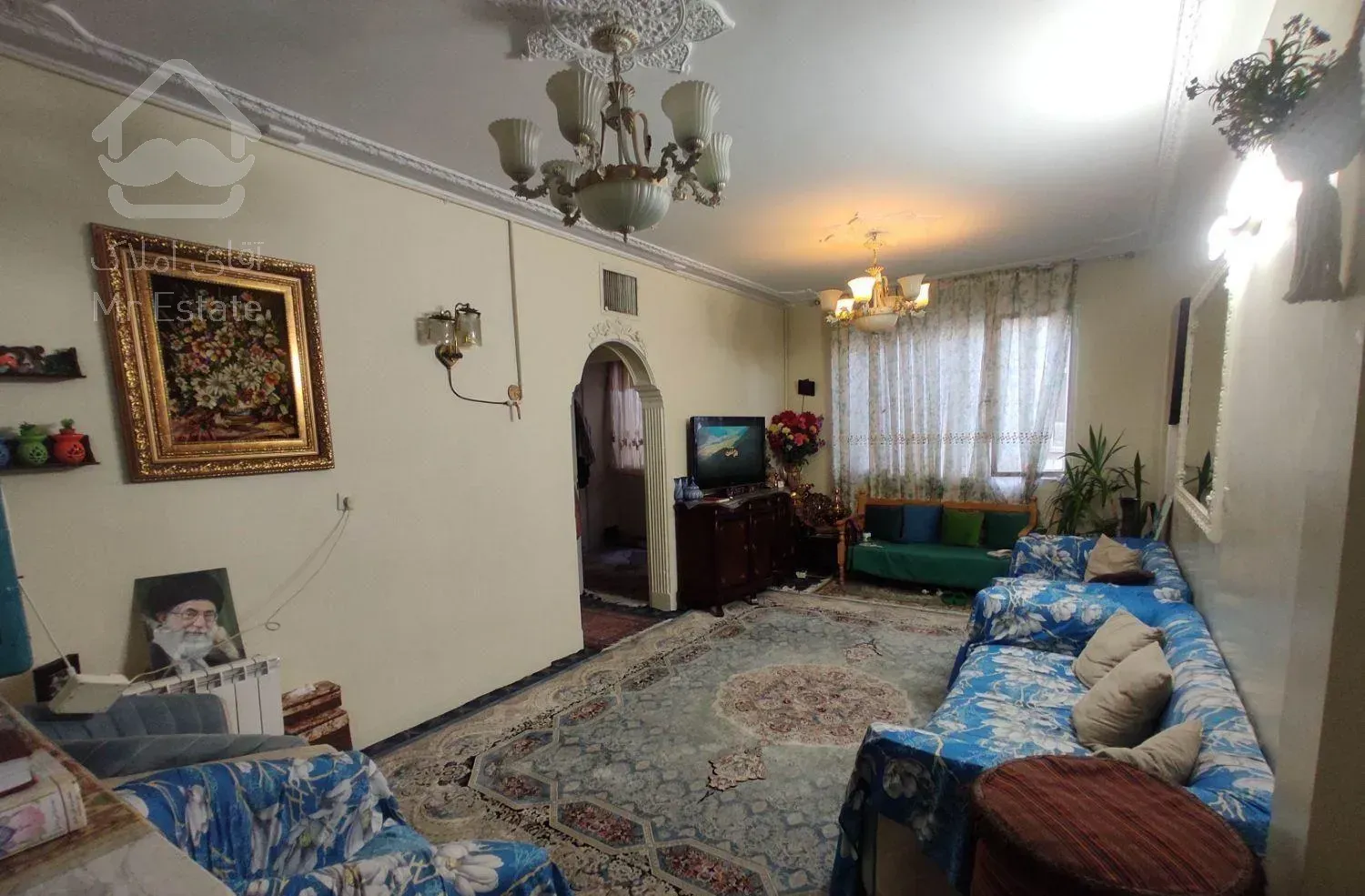 ۶۴متر/خیابان ایران/سرگرد محبی/طبقه دوم