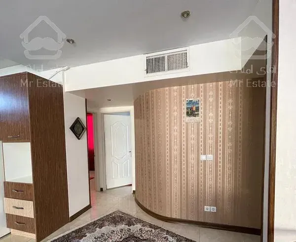 اپارتمان تک واحدی طبقه سوم نور گیر