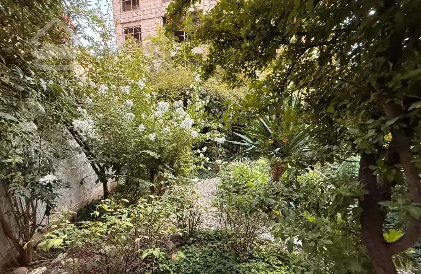 ۱۲۰متر دوبلکس ۲خواب حیاط دراختیار