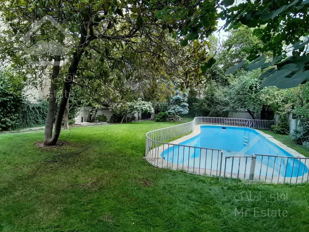 کلنگی بر ۲۲ جنوبی نیاوران