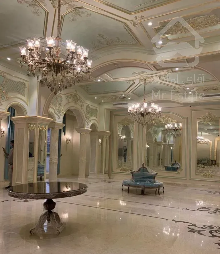 نیاوران ۲۱۰ متر ۳ خواب شیک و مجلل