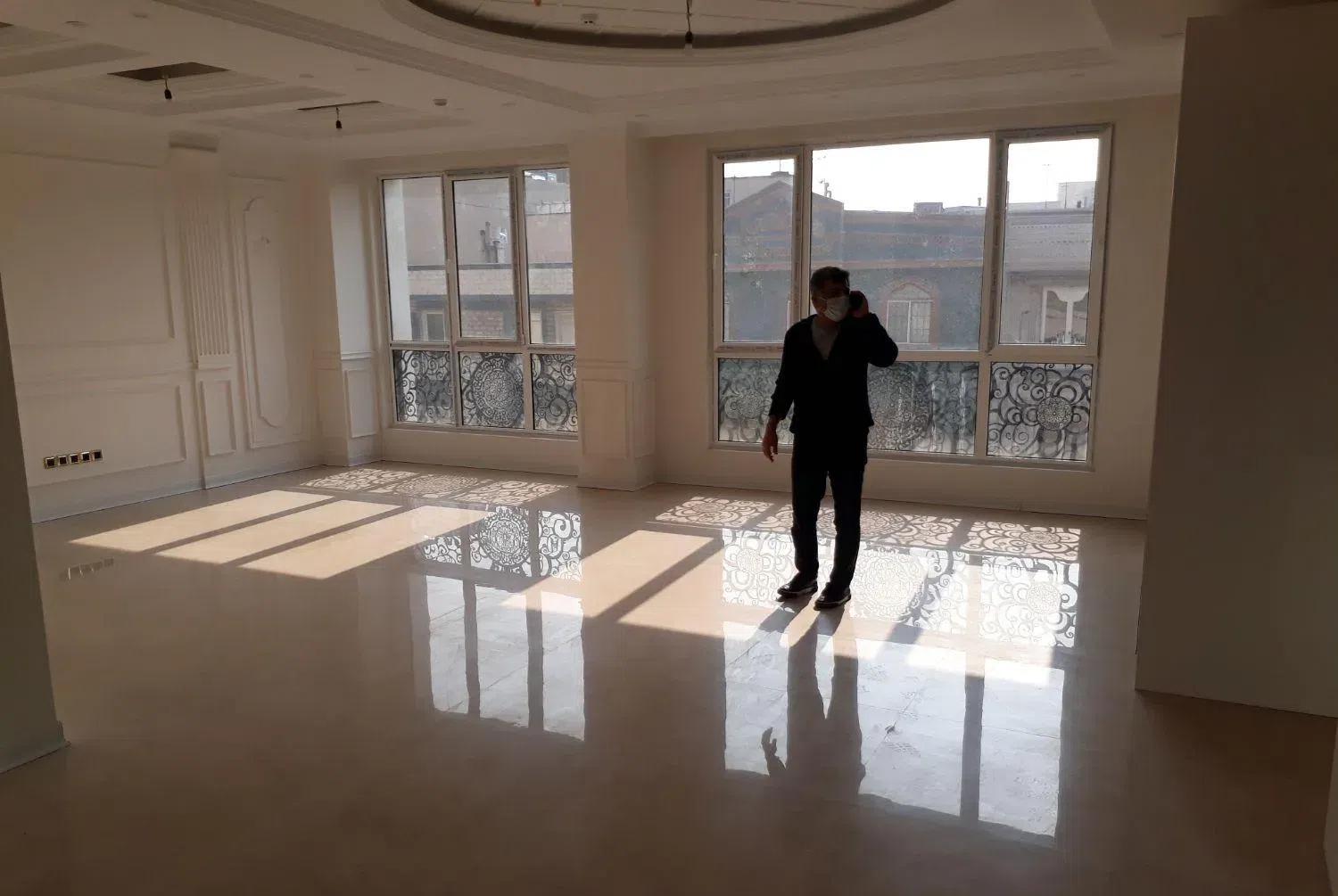 اجاره ۱۳۰متری ۳خواب ۵ساله،تک واحدی،شهرزیبا