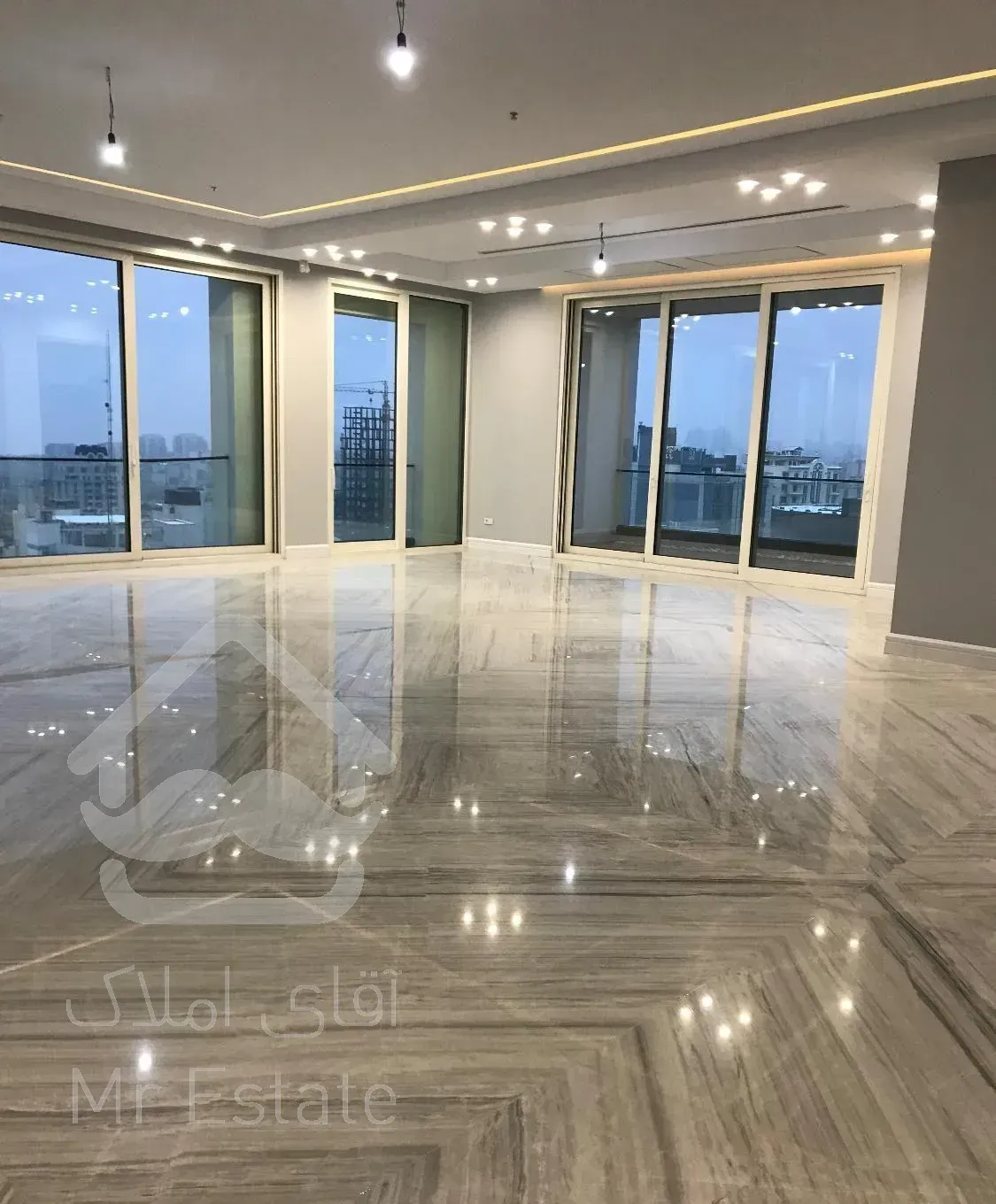 فروش آپارتمان دراقدسیه 124مترفول مشاعات کلیدنخورده