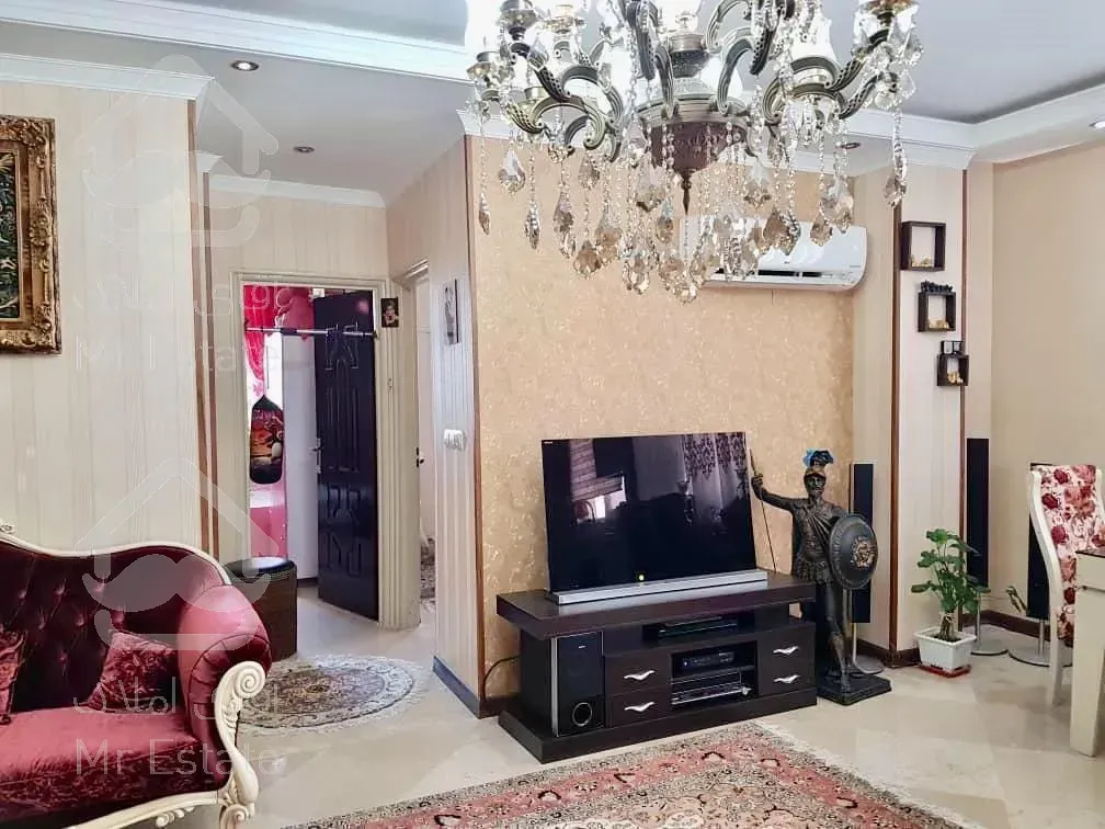 ۱۰۰متر آپارتمان مسکونی اباذر