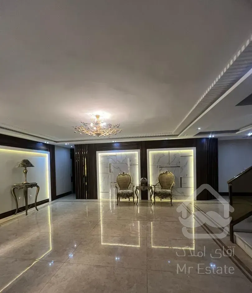 فروش آپارتمان ۲۵۰متری ۴خواب برج باغ نیاوران .عمار