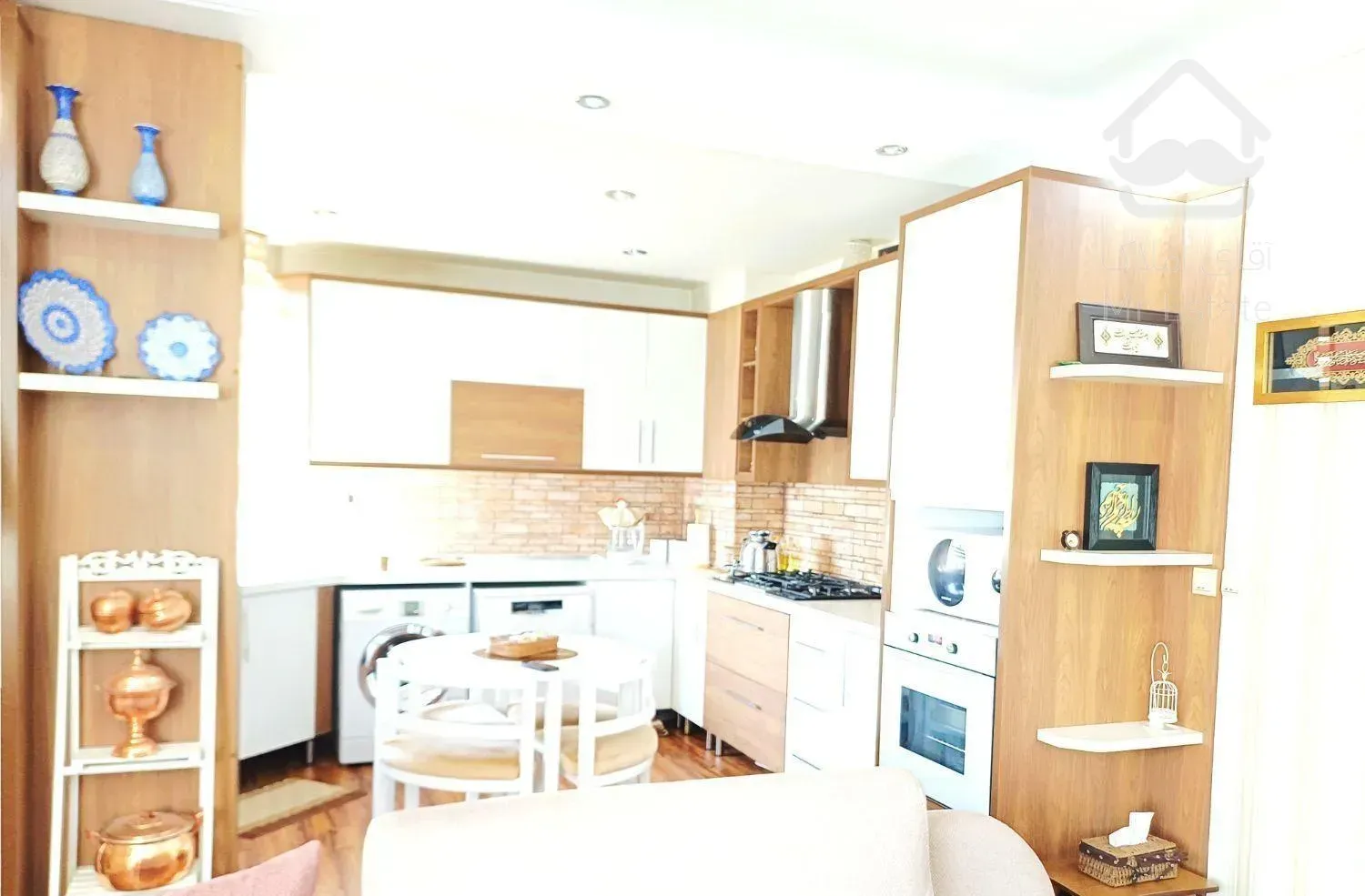 ۱۰۰متر/۳خـواب/فـوق‌الـعـاده شـیـک/سـوهانک