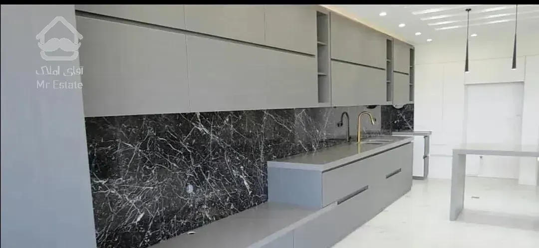 پنت هاووس*امیریه*تکواحد*۳برنور*ویوابدی١٩٠متر