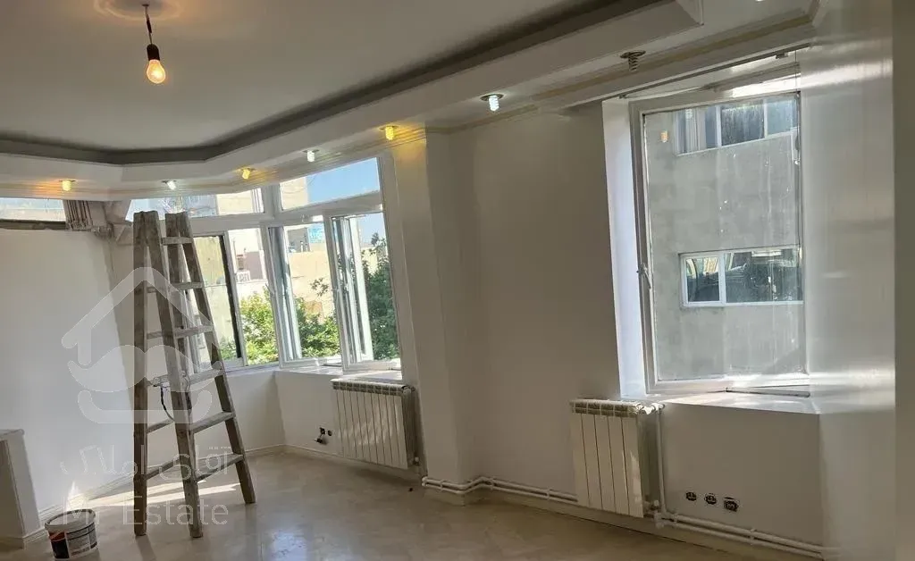 آپارتمان ۶۱ متری ط سوم محدوده سنایی