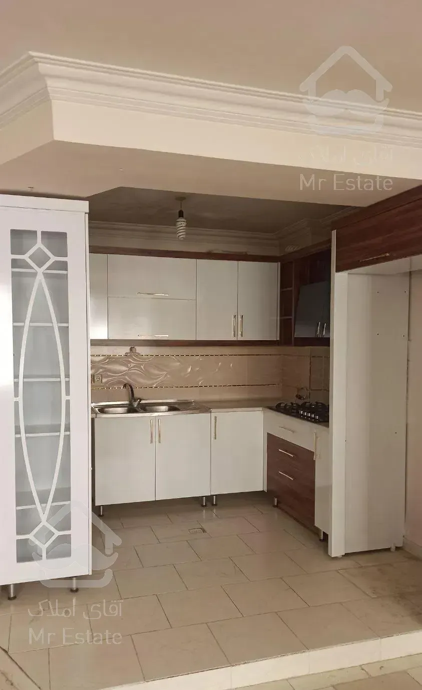 آپارتمان ۸۵ متری فارغ التحصیلان شیک و تمیز