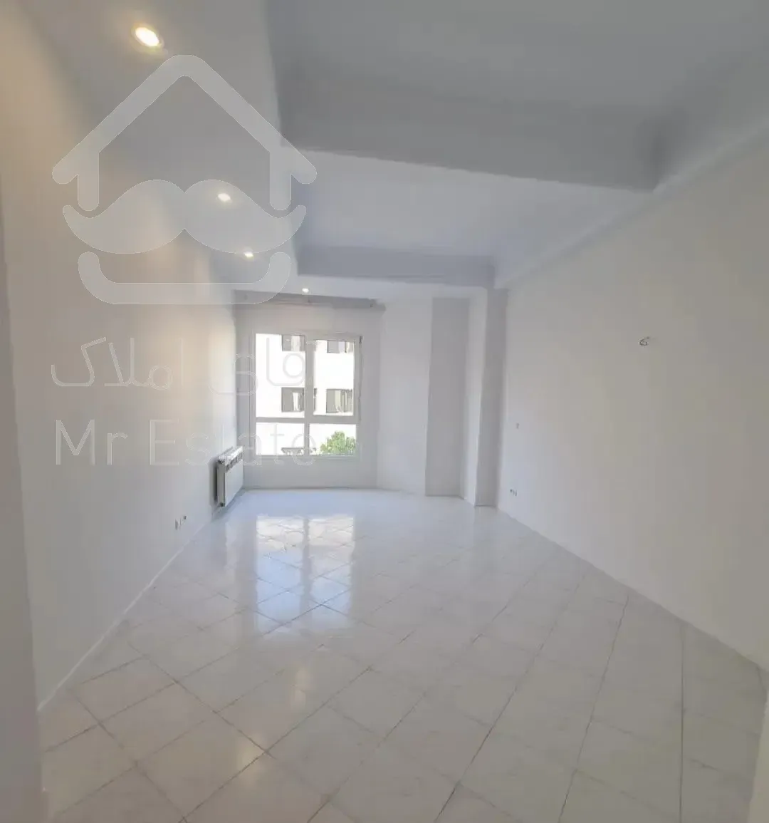 نیاوران ۱۳۰ متر ۲ خوابه با امکانات کامل طبقه ۴