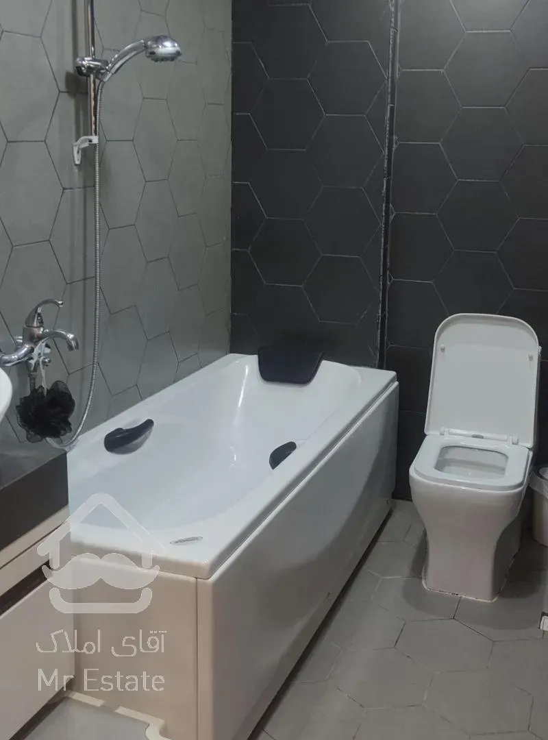 آپارتمان فاز۴مهرشهر