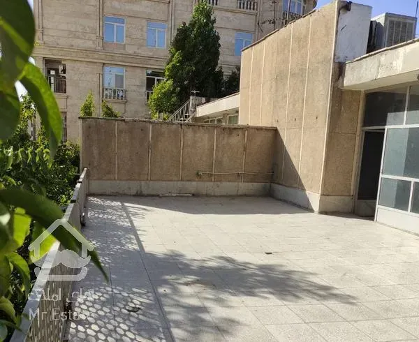 ۱۴۰متر +۶۰متر تراس ،مسکونی با موقعیت اداری