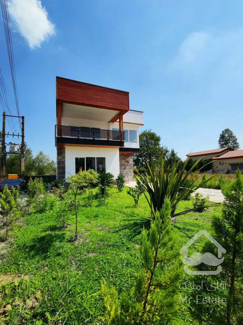 ٣٤٢ متر زمين٢٢٠ متر ويلا شهركي