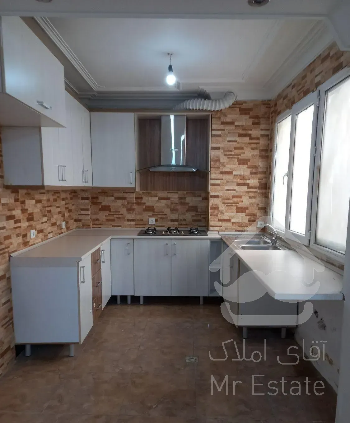 ۸۵ متر ۲ خواب کوچه باغ ازگل