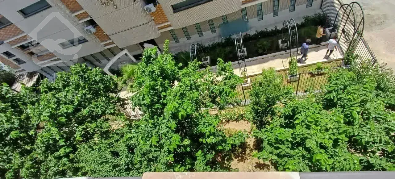 آپارتمان سه جهت نور / تاپ لوکیشن / خواجه عمید