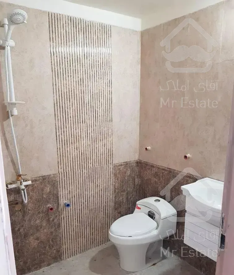 اپارتمان ۱۳۵ متری دو خوابه