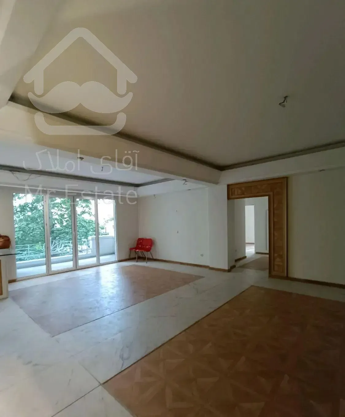 آپارتمان ۱۳۲ متری ۳ خواب/دربند/ فروش فوری