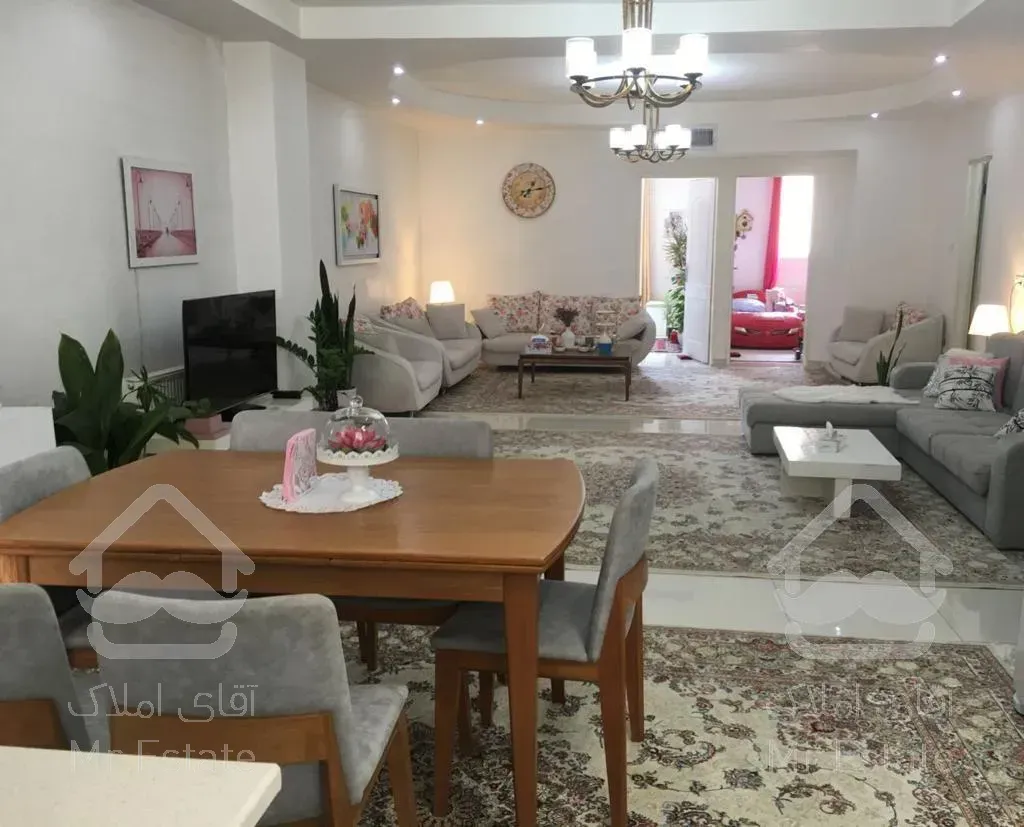 ۵۳ متر ،۲خواب/ پارکینگ غیر مزاحم/ بالای امام