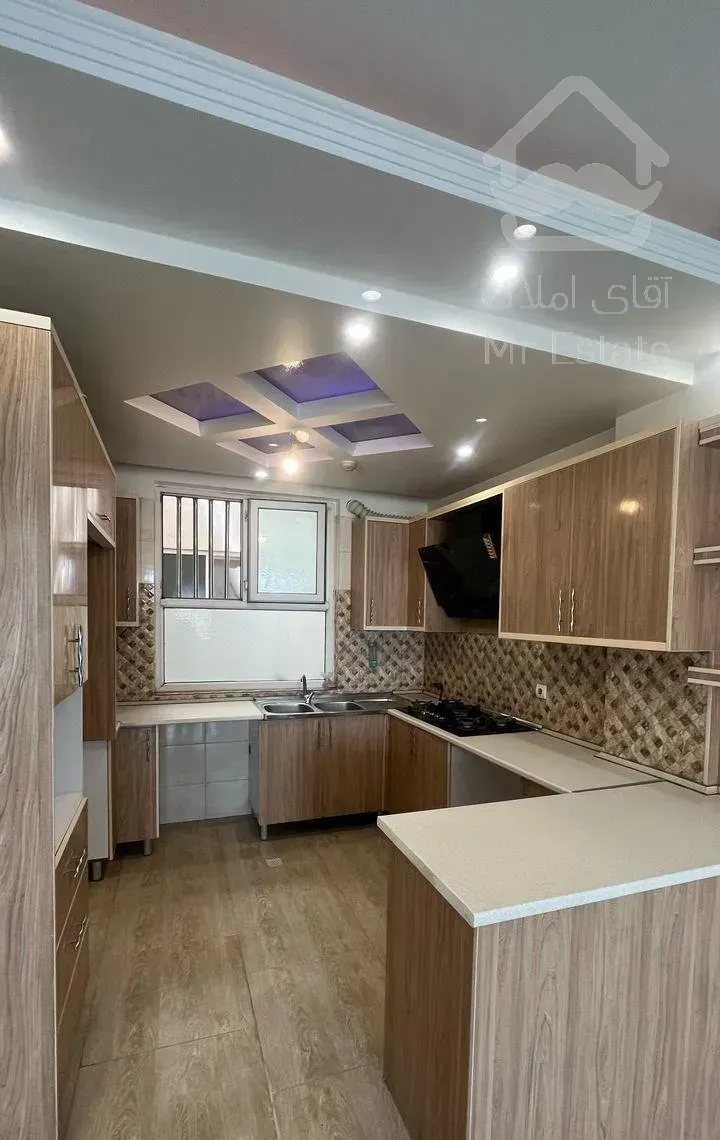 85متری فول امکانات