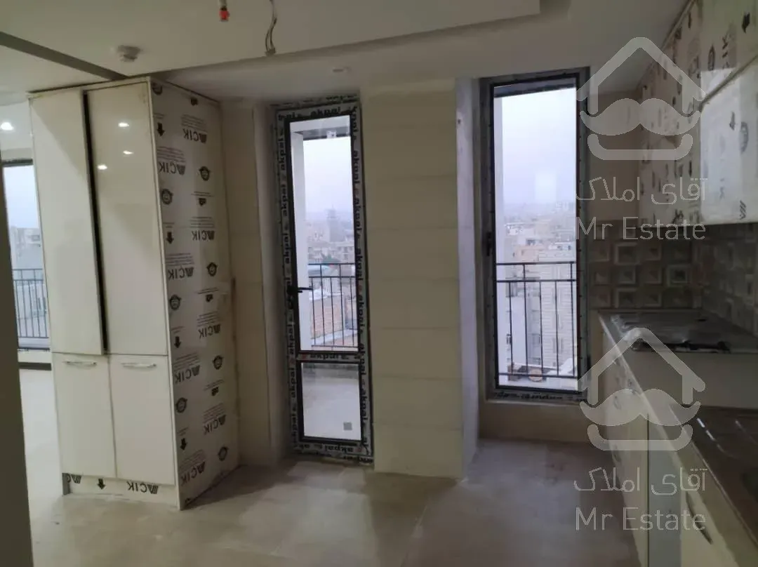 اپارتمان۱۰۷متری ۲ خواب ، خوش نقش، فول امکانات،سال۰۰، برج ، رهن کامل