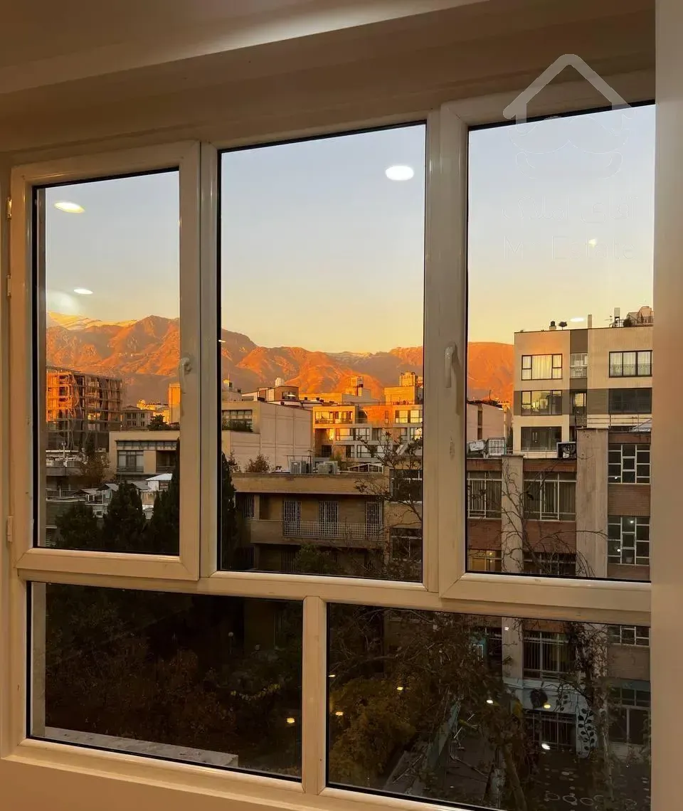 ظفر ۱۱۰ متر ۲ خوابه بازسازی شده