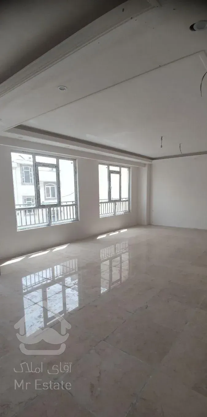 ۱۰۰ متر / بی نقص / کلید نخورده