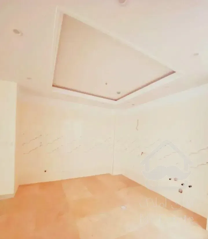 111متر /پشت مترو شهدا / 2 واحد موجود مانده