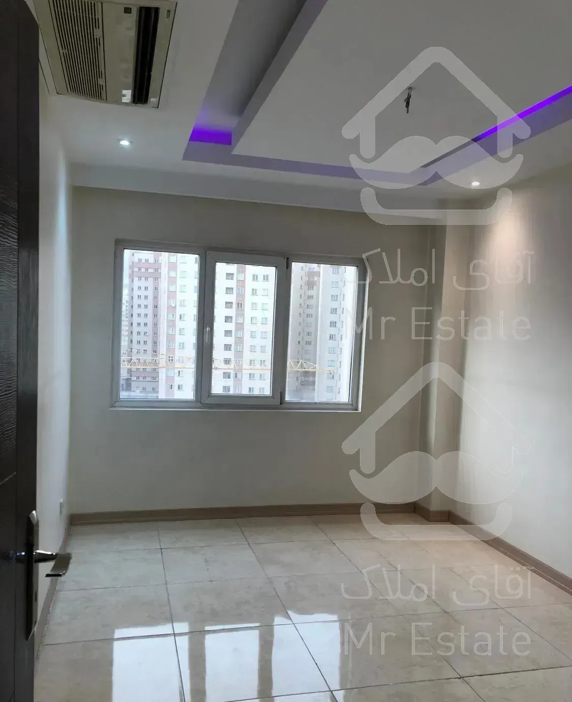 دریاچه چیتگر/برج ۱۲۵ متر/۳خوابه