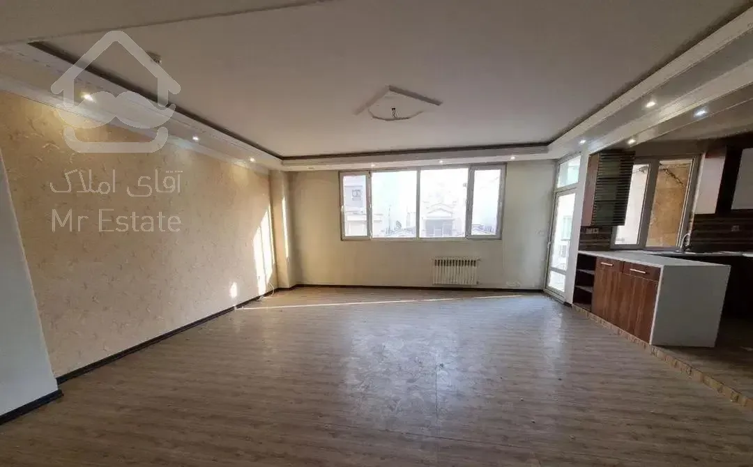 ۱۰۰ متر شهرارا ( سالن پرده خور )