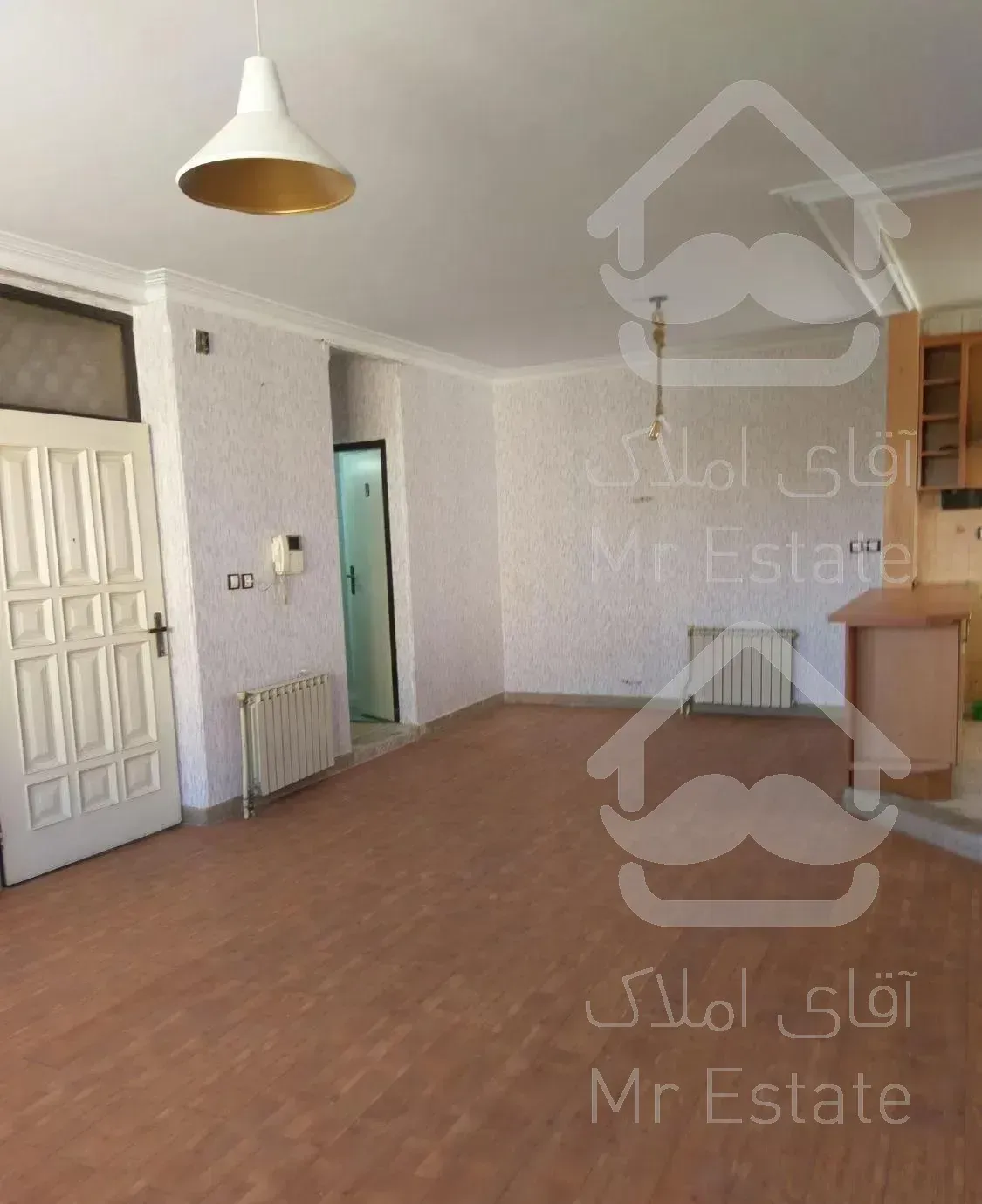 68متر دو خواب با انباری خ عرب تهرانشرق