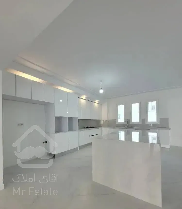 ولنجک160متر 3خواب/ تراس قابل چیدمان/۲پارکینگ