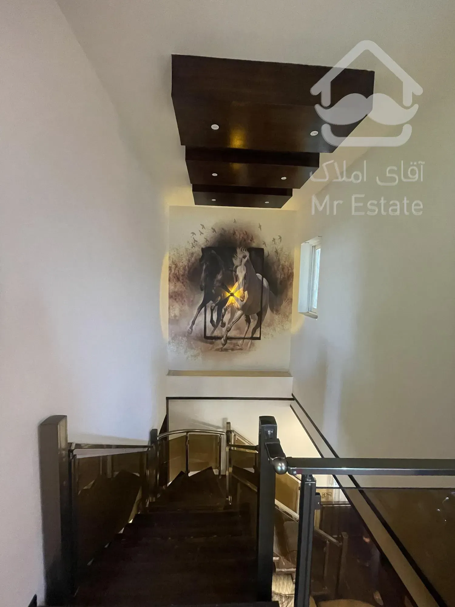 فروش فوری ویلا ۳۰۰ متری در سرخرود