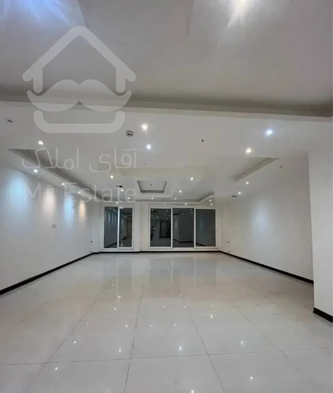 اجاره ۲۶۰ متری / ۳ خواب (۲ مستر) / شهابی