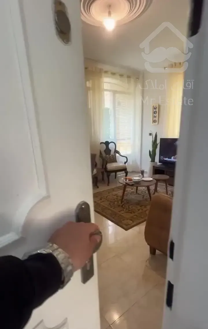 ۴۳مترآسانسوردار/بریانک /۸سال ساخت