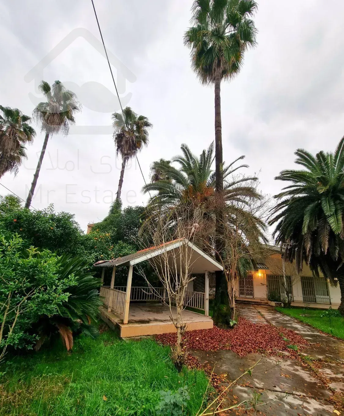 فروش ویلا ۱۰۰۰متر بازسازی شده در شهرک خانه دریا