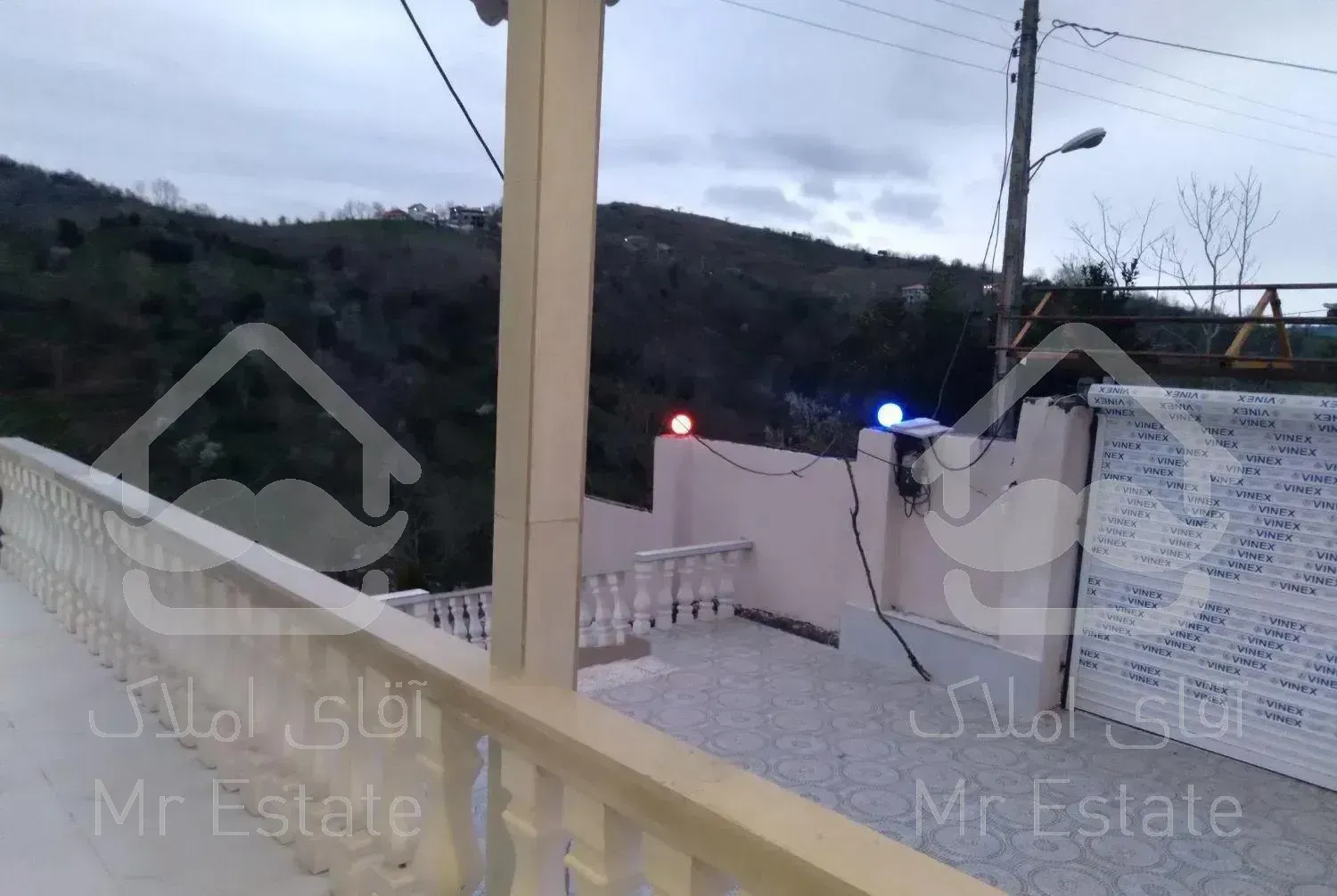 ویلاه دلباز ویو ابدی تک در منطقه با امگانات اطاقور