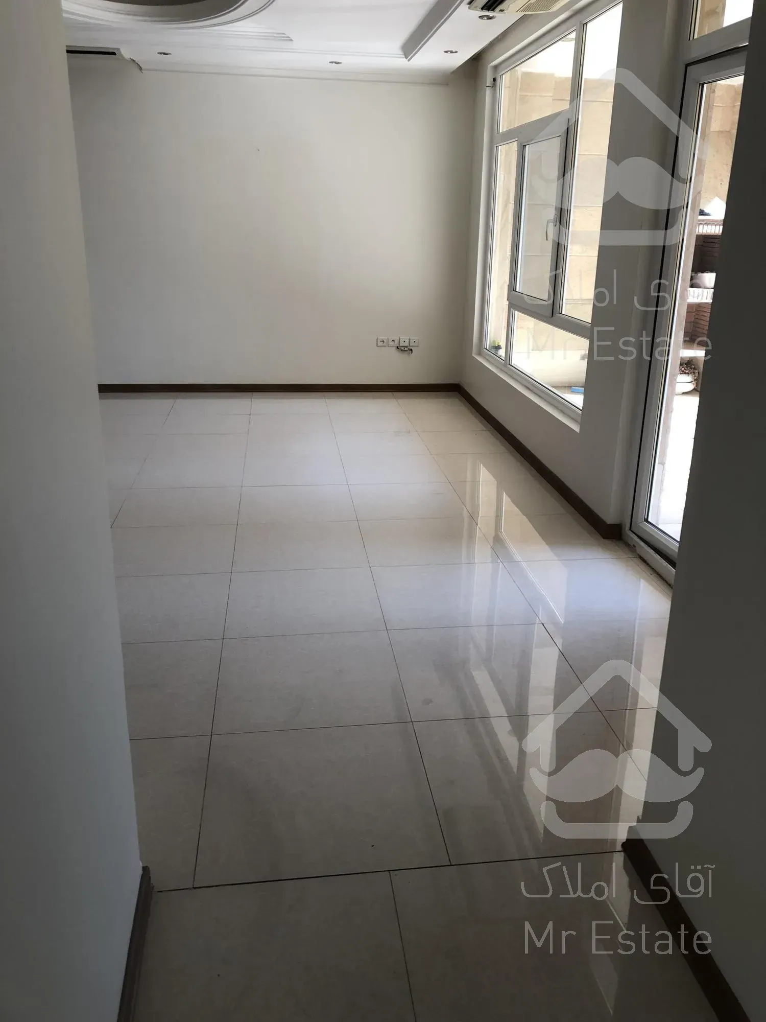 رهن و اجاره آپارتمان ۱۷۵ متری ۳ خوابه فرمانیه