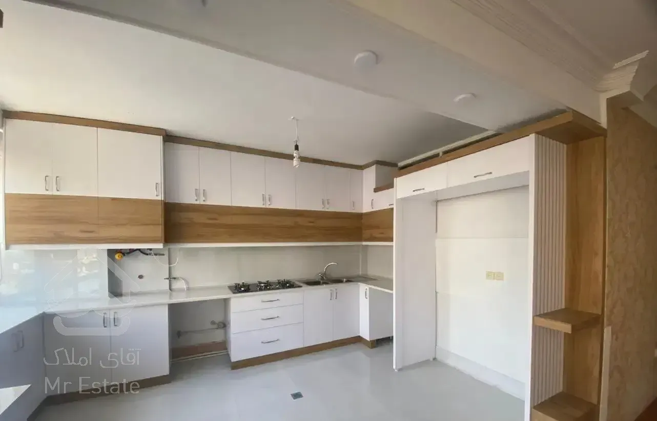 ۹۵ متر دو خواب ۳ پله ۲۰۰رهن ۱۲ اجاره