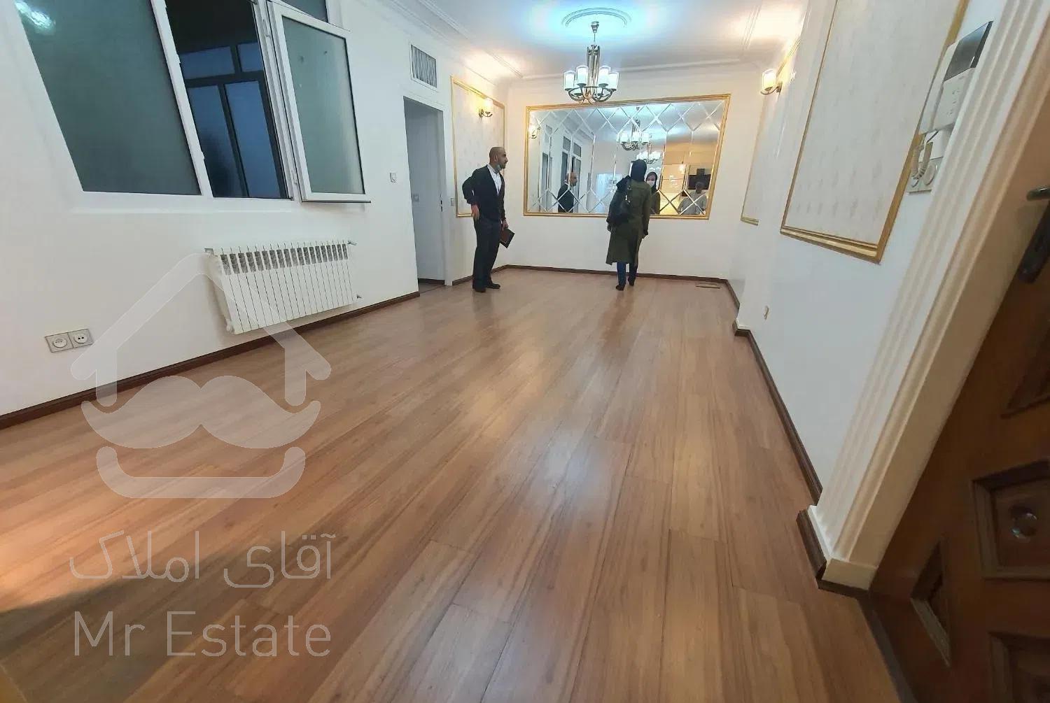 ۵۸متر نوساز کم سن فول سوپر رویال مجلل شهرزیبا