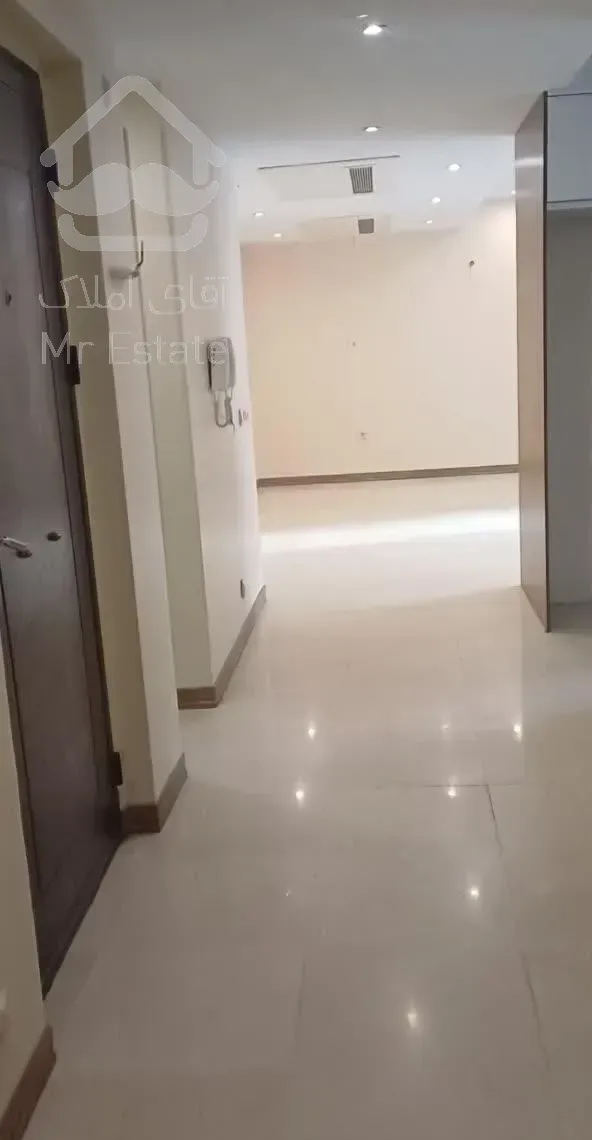 درکه هزارسنگ برج باغ ۱۴۷متر۲خواب مشاعات آبی فعال