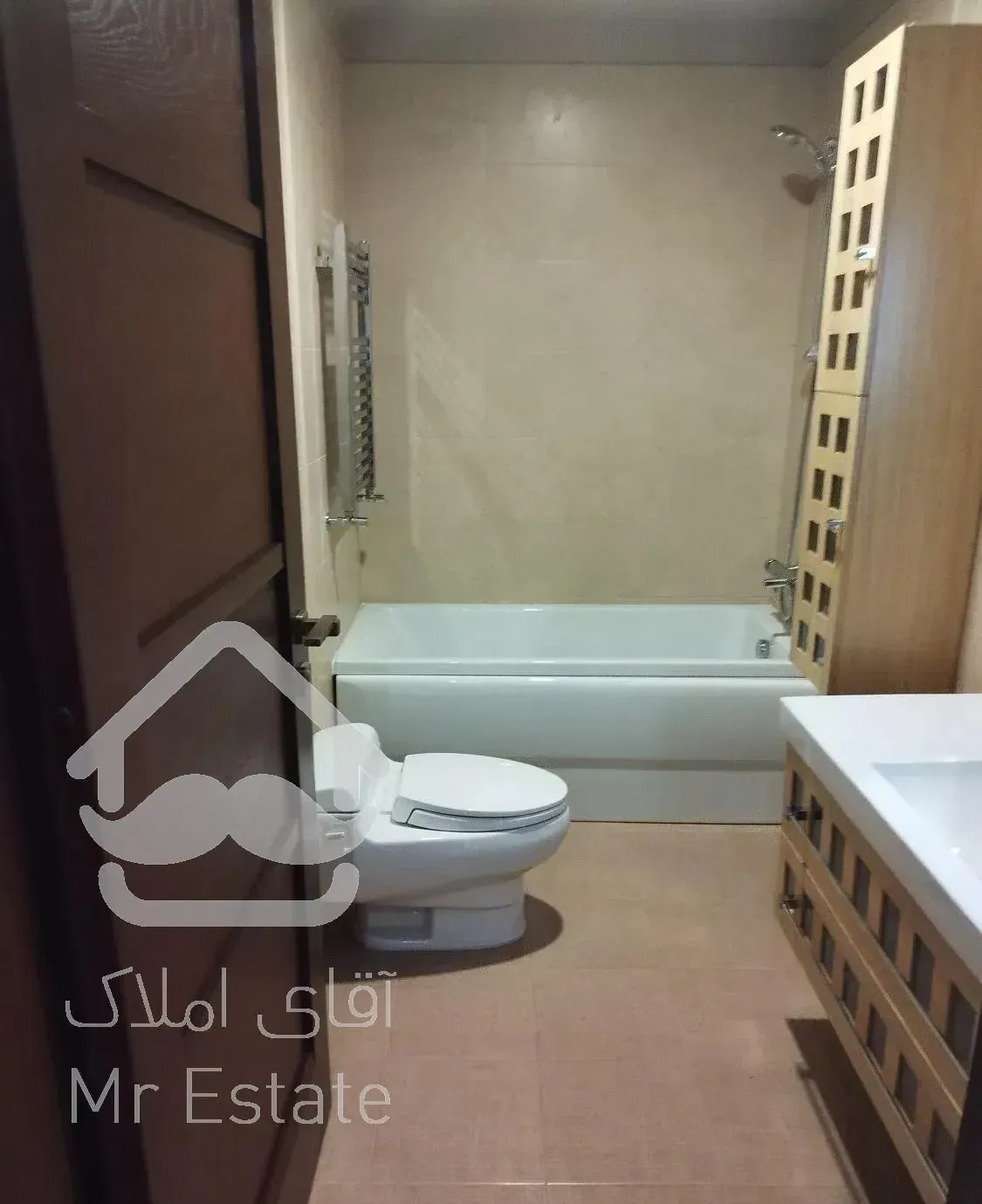 فرشته ۲۳۰ متر/۳خ/۲تراس رهن و اجاره