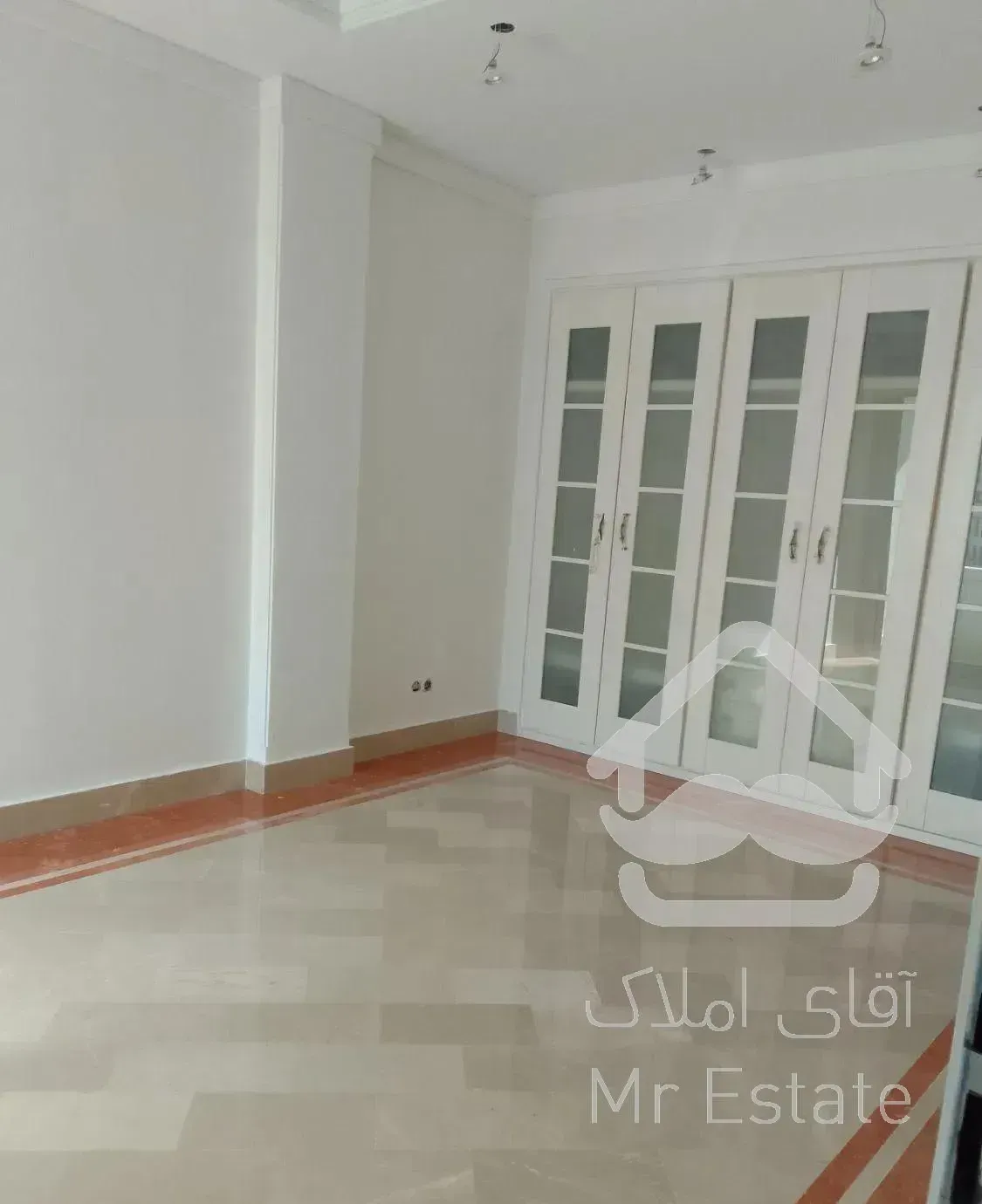 آپارتمان ۱۲۰متری۲خواب مستر مناسب زوج