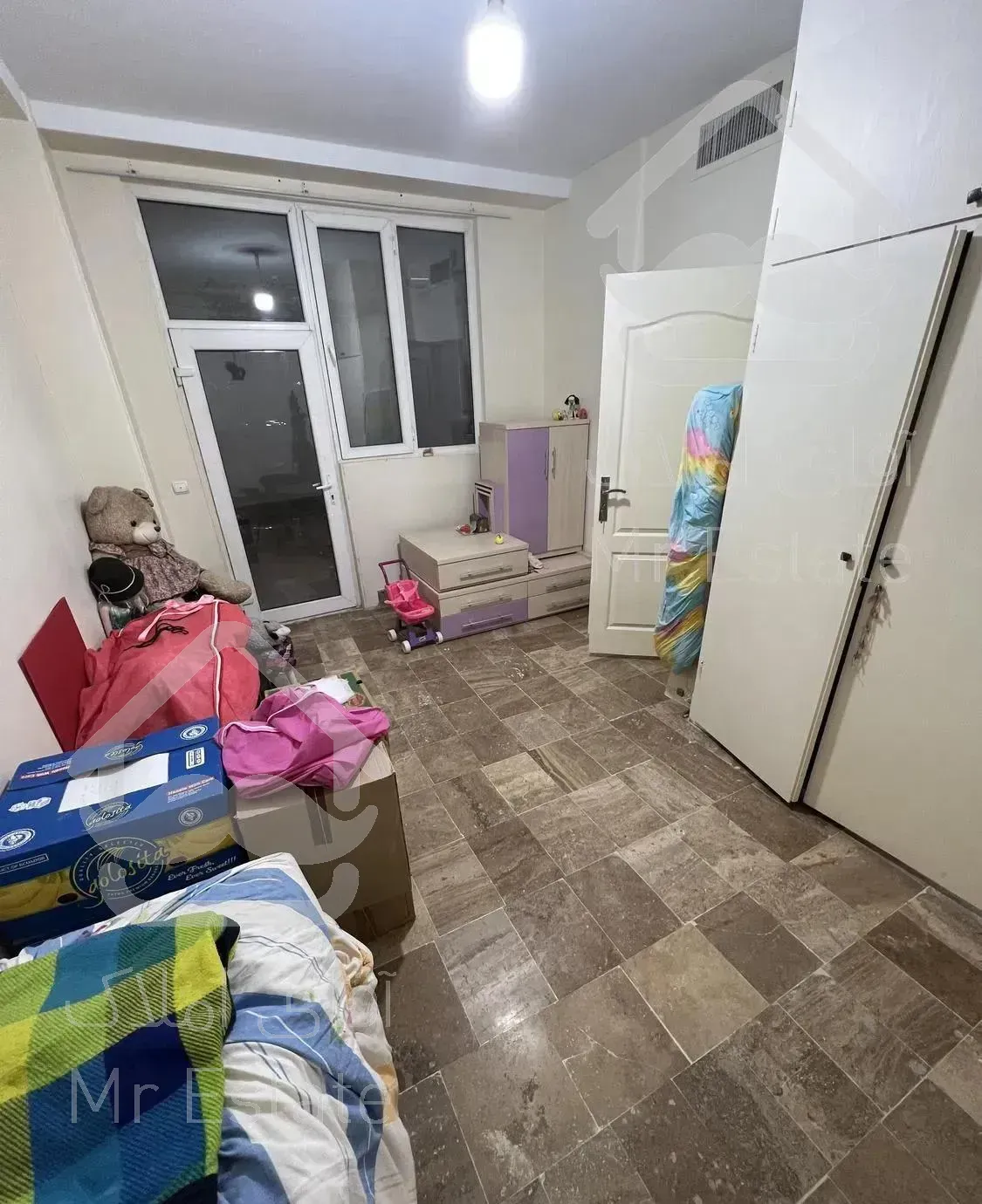 115مترفول/150مترحیاط/2پارکینگ/فرصت خرید