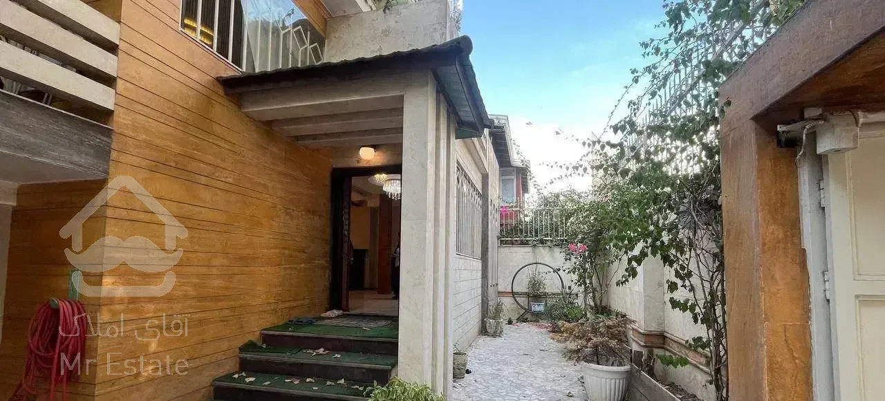 ویلایی دوبلکس 270 متری بهترین لوکیشن گلسار